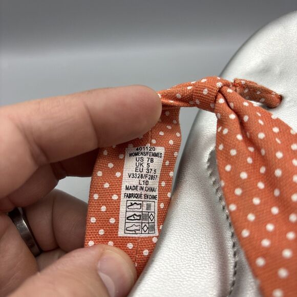 Lands' End Sandals Women’s Size 7B Silver/Orange Polka Dot Thong Flip Flop - Picture 10 of 10